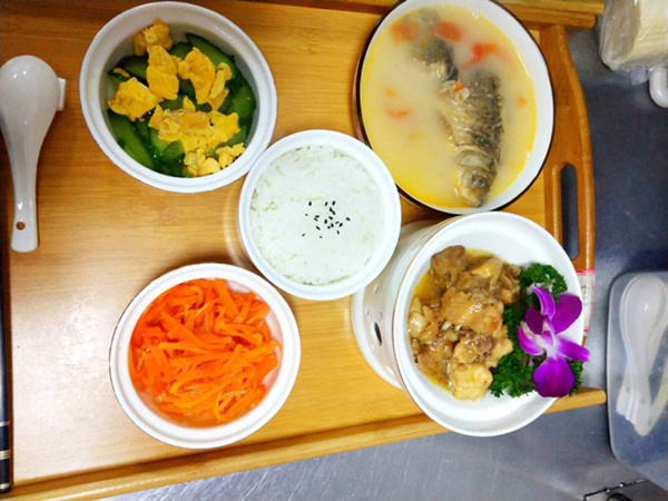 月子餐4