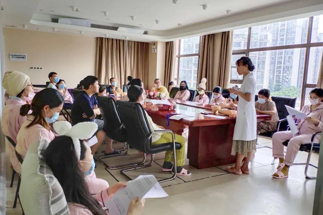 坐月子很無聊？月子會所的媽媽可不會…