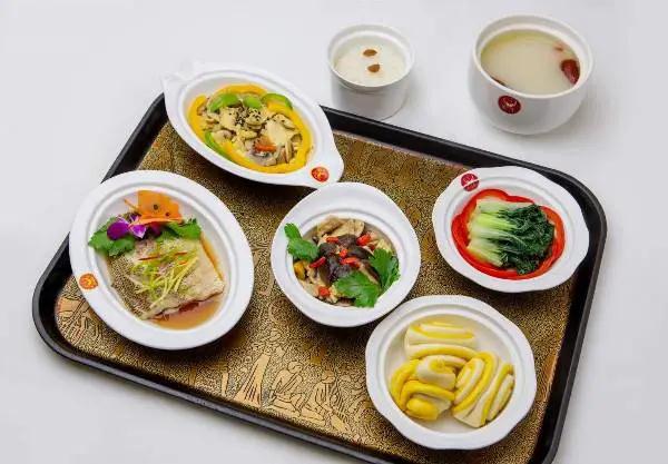 月子餐