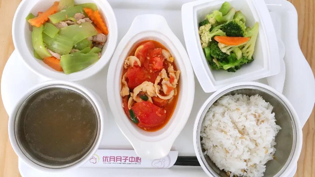 月子餐