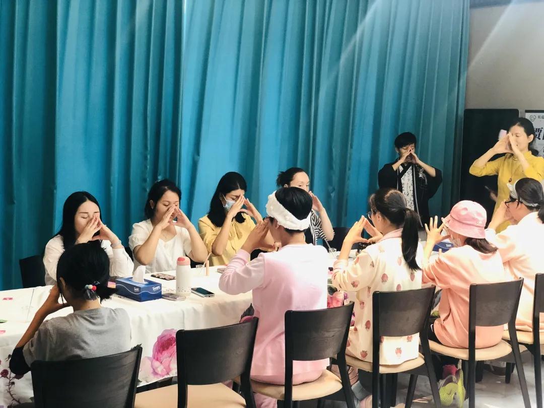 愿陪您精致到老,貝瑞佳DIY潤唇膏活動回顧
