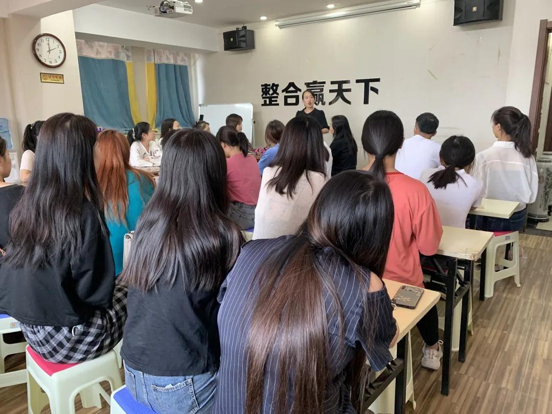 在西安“名媛們”都在拼的月子你確定不來get同款?