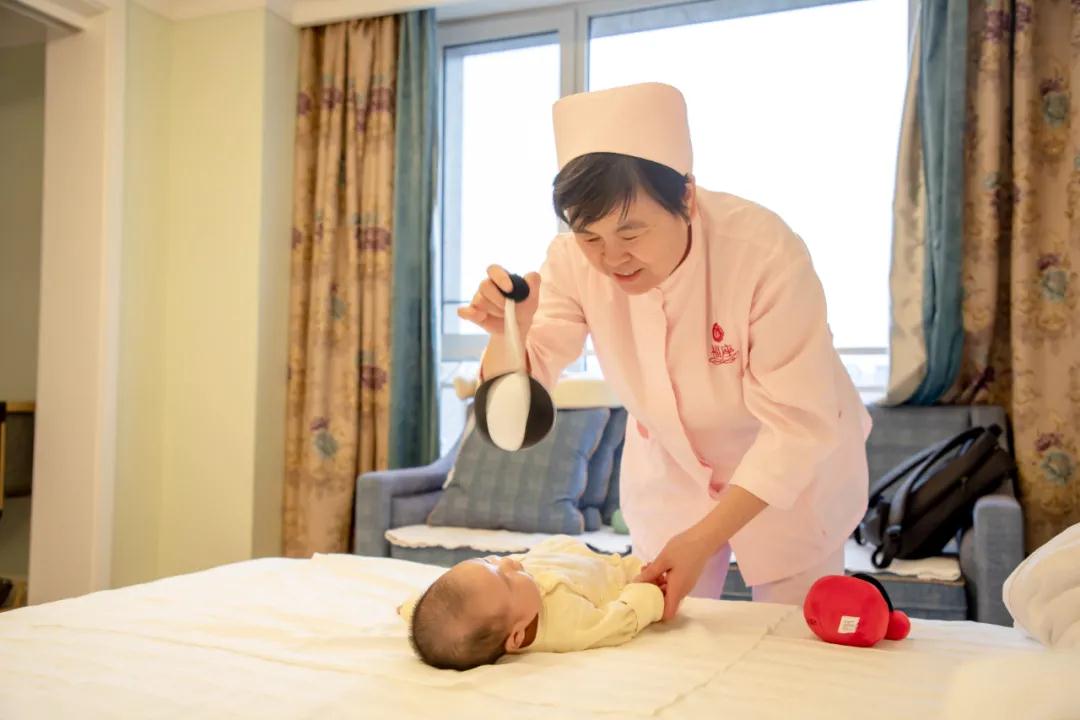 一胎媽媽:在福座坐月子太舒心,再續住1個月享受專業護理!